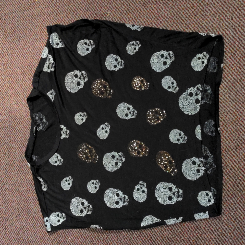 3 for $15 Skull top
